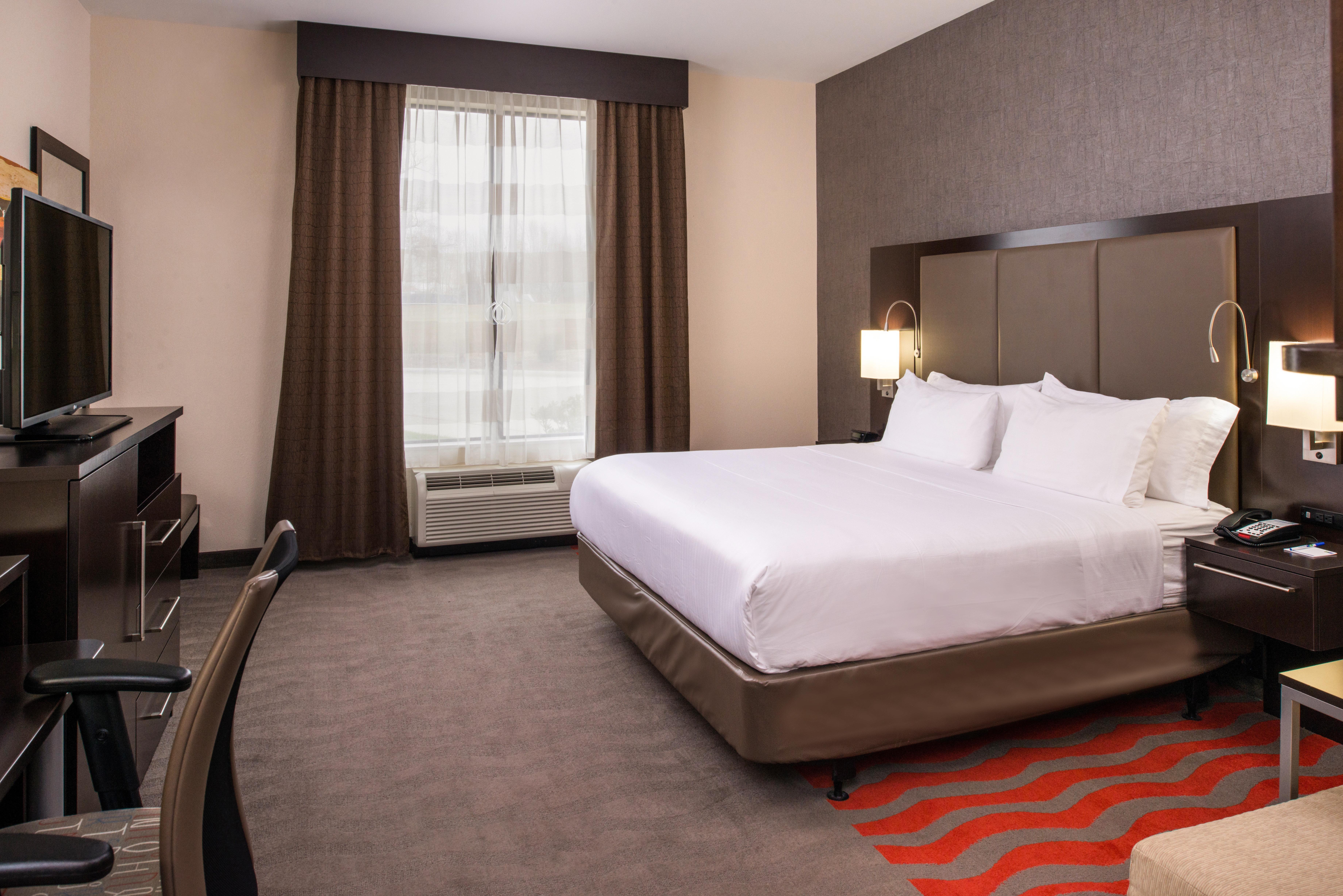 Holiday Inn Express & Suites Monroe By Ihg Exterior foto